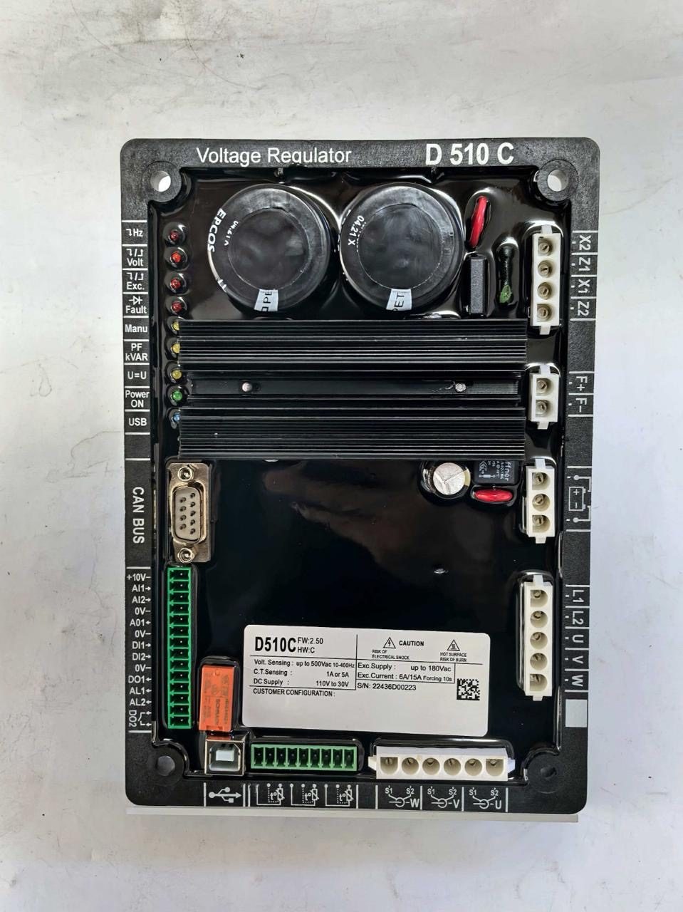 Ρυθμιστής τάσης (AVR) D510C πριν την τοποθέτηση στη γεννήτρια — sensing, διέγερση και CAN bus στην ίδια μονάδα